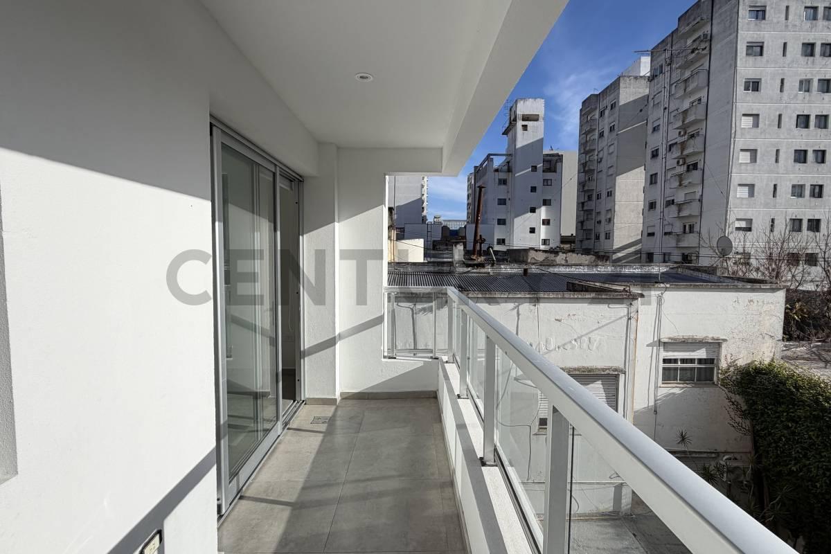 Foto de Departamento en Venta en La Plata de dos dormitorios y cochera, imagen 3