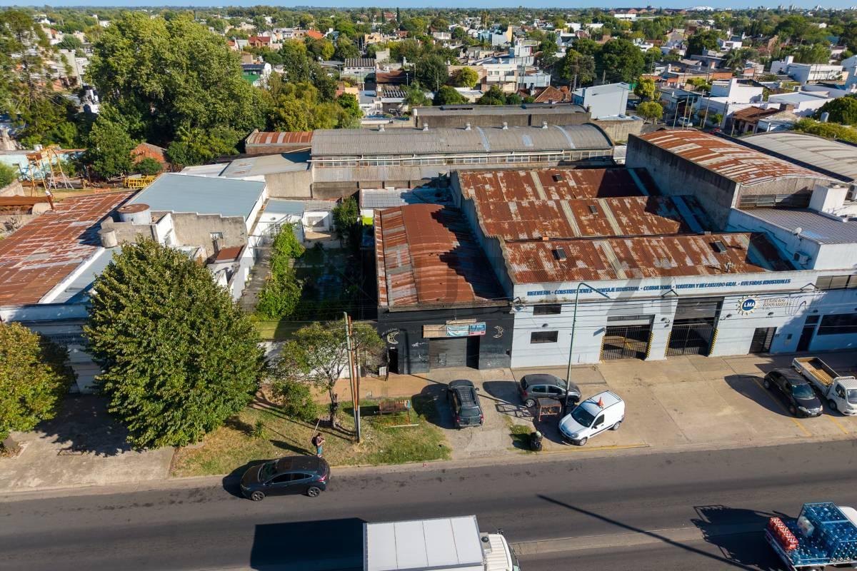 Foto de LOCAL EN VENTA EN LA PLATA LOS HORNOS COMERCIAL, imagen 2