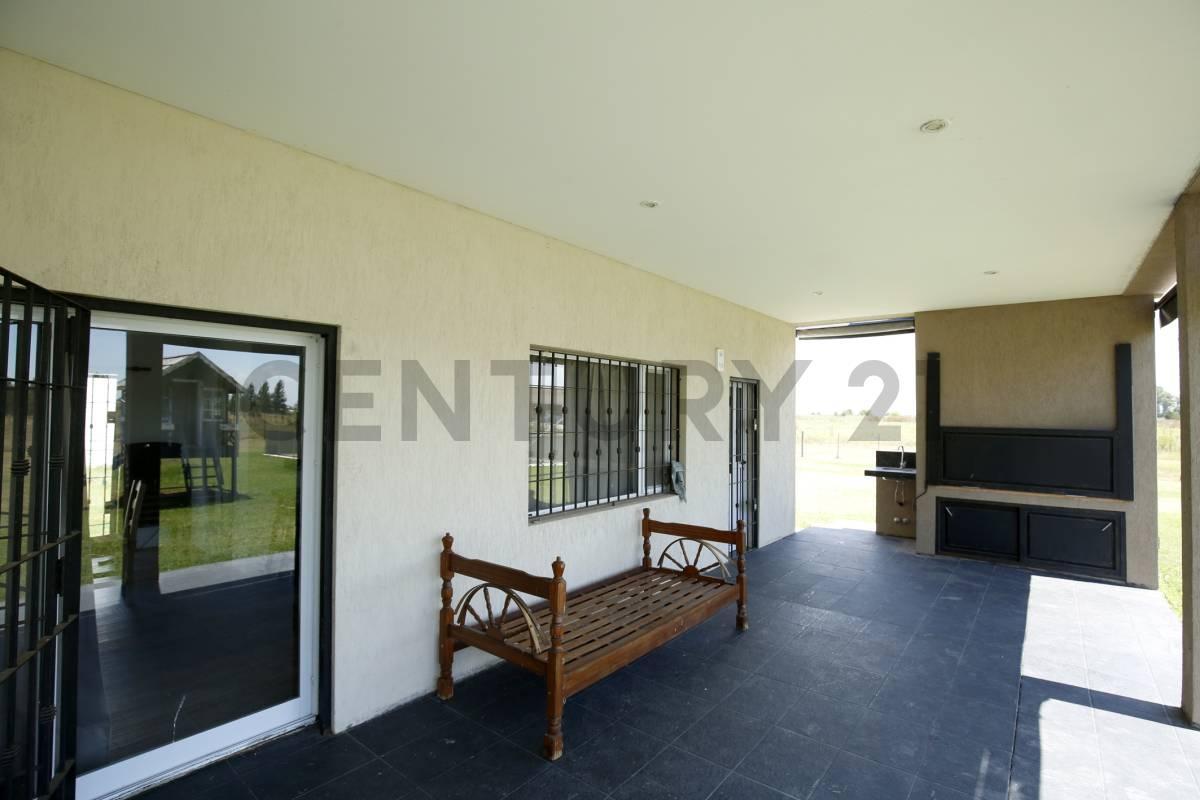 Foto de Casa en venta, tres dormitorios y pileta, La Plata permuta por, imagen 5