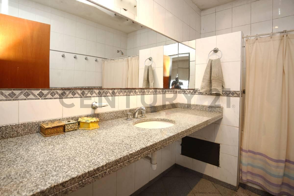 Foto de CASA EN VENTA EN LA PLATA, imagen 1