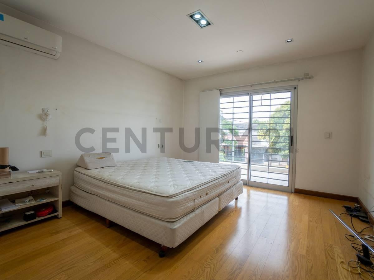 Foto de Casa en venta en Quilmes, imagen 2