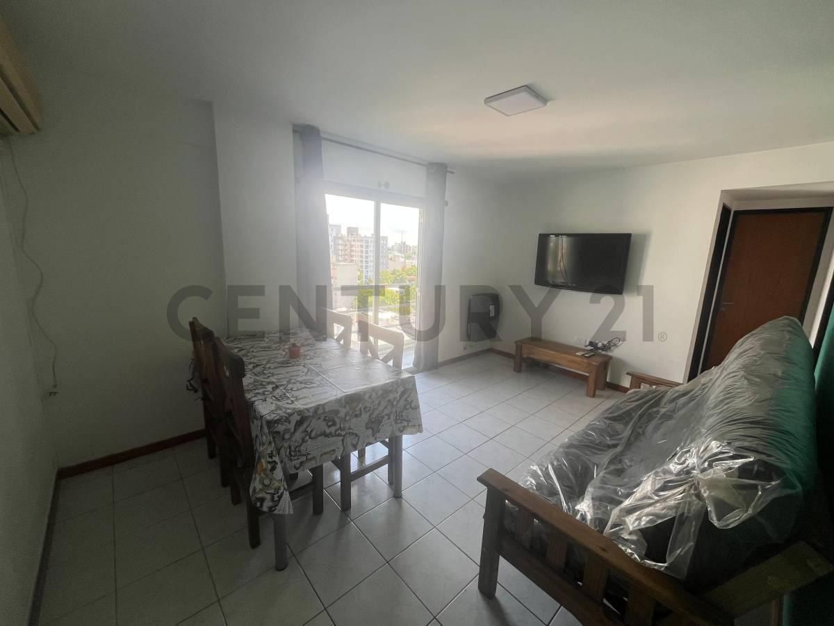 Foto de DEPARTAMENTO EN VENTA DE 1 DORMITORIO CON COCHERA Y BAULERA - LA PLATA, imagen 2