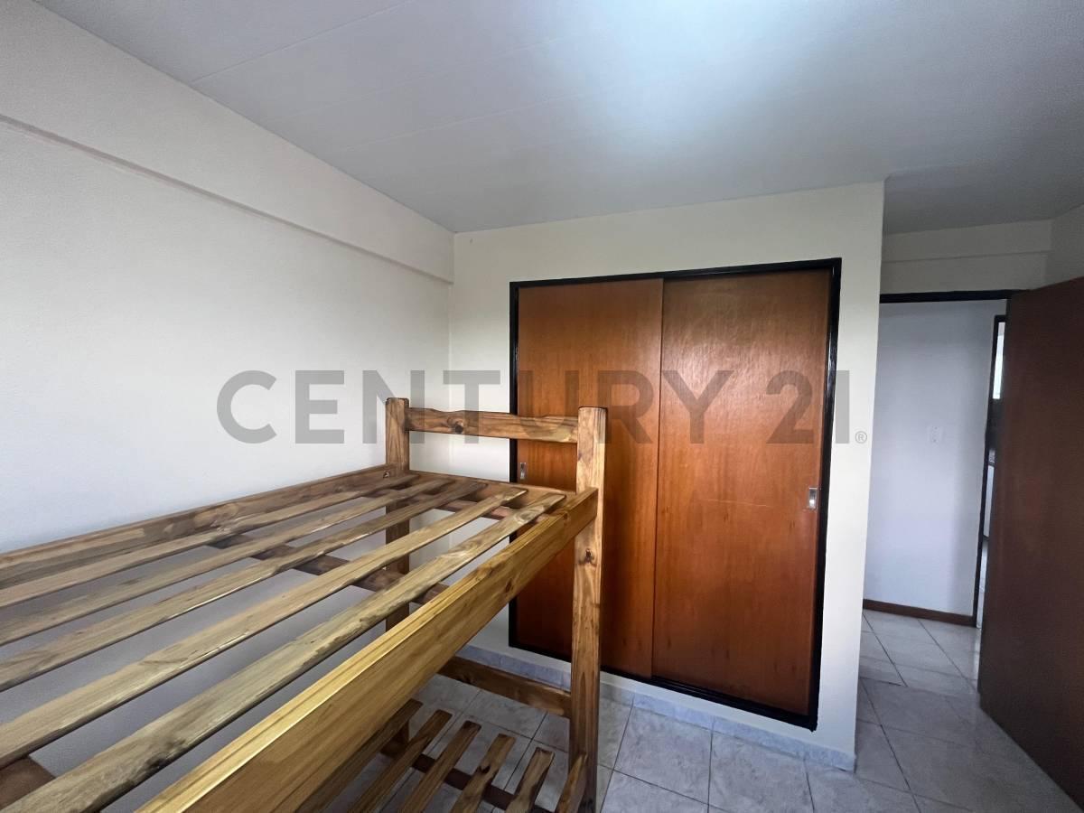 Foto de DEPARTAMENTO EN VENTA DE 1 DORMITORIO CON COCHERA Y BAULERA - LA PLATA, imagen 4