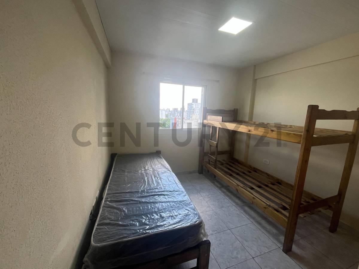 Foto de DEPARTAMENTO EN VENTA DE 1 DORMITORIO CON COCHERA Y BAULERA - LA PLATA, imagen 3