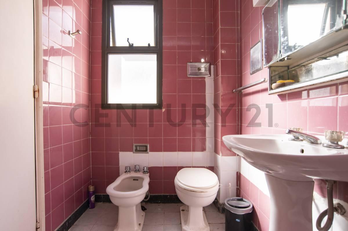 Foto de Departamento en venta de 2 dormitorios en La Plata, imagen 3
