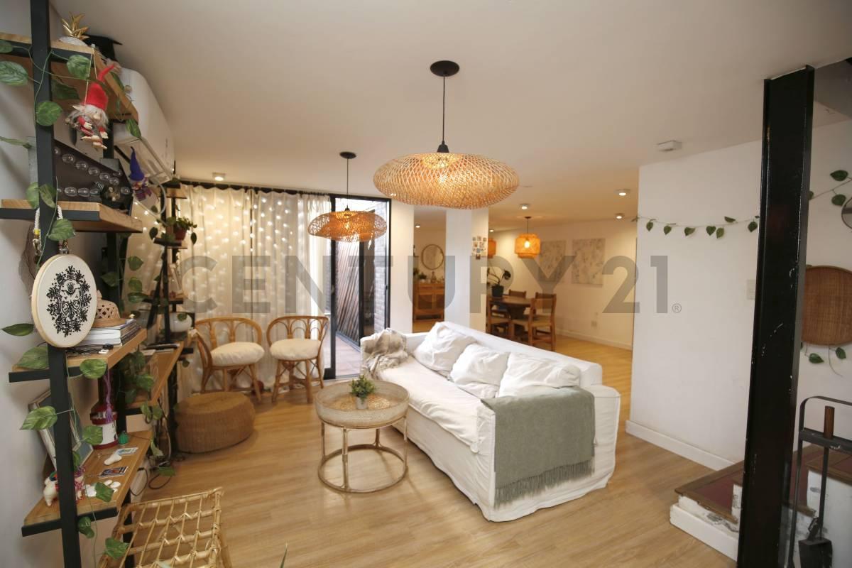 Foto de PH EN VENTA EN LA PLATA DE CUATRO DORMITORIOS, imagen 1