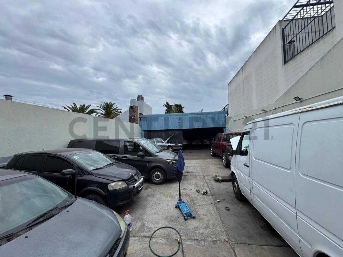 Foto de Galpón en venta en La Plata, imagen 3