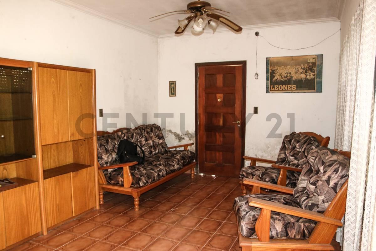 Foto de Casa en venta en La Plata 2 Dormitorios Apto banco, imagen 2