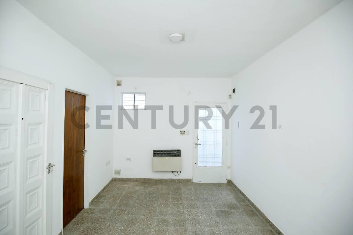 Foto de CASA EN VENTA EN LA PLATA TIPO DUPLEX, imagen 1
