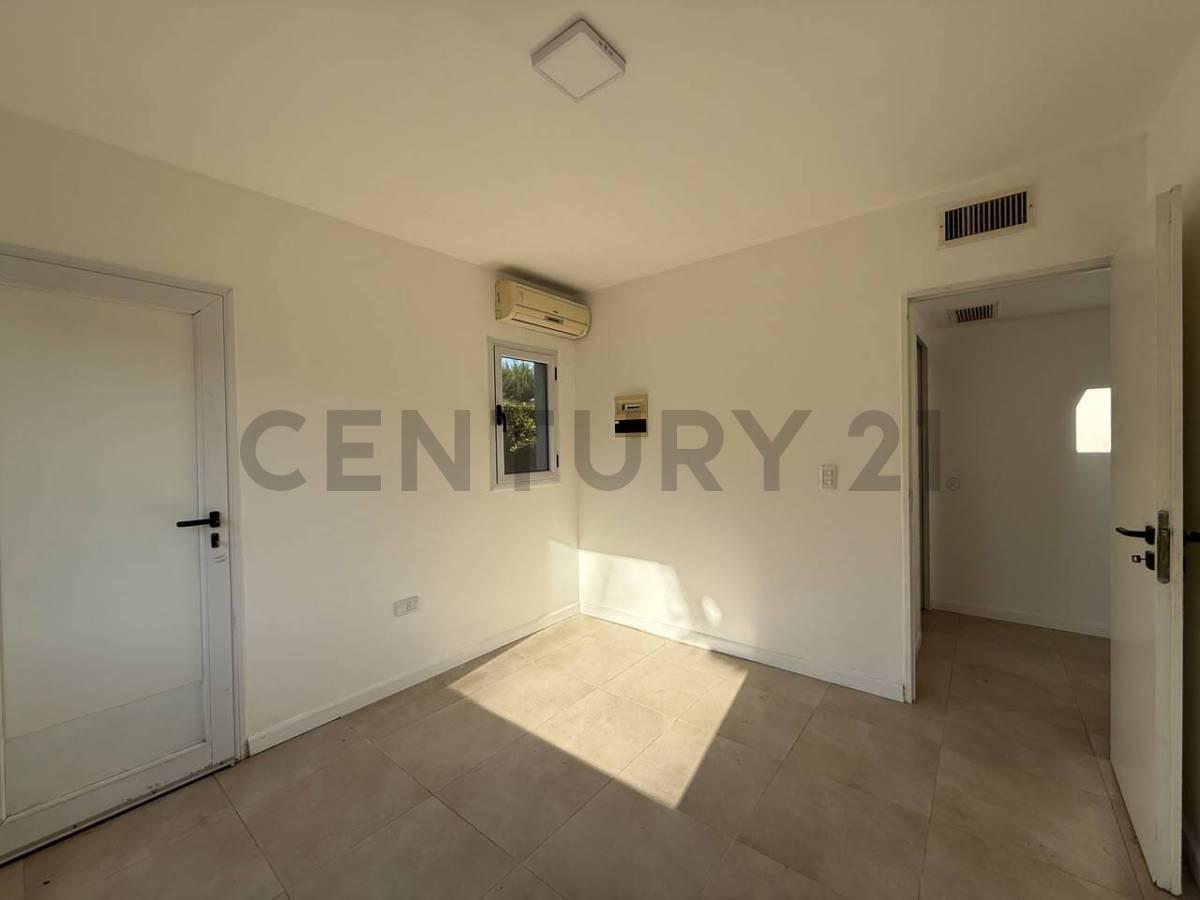 Foto de Casa en alquiler en Los Ombúes de Hudson, imagen 2