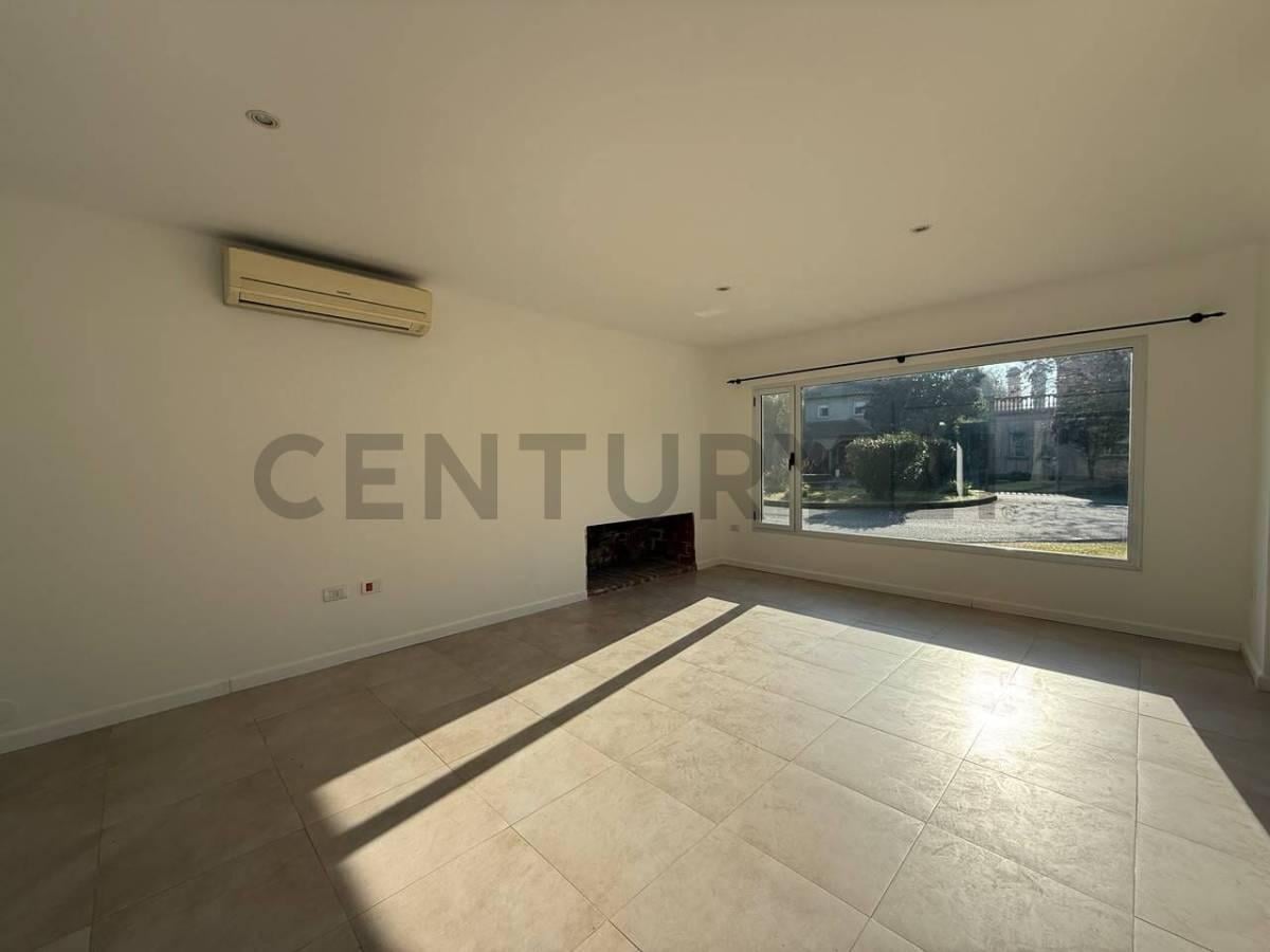 Foto de Casa en alquiler en Los Ombúes de Hudson, imagen 1
