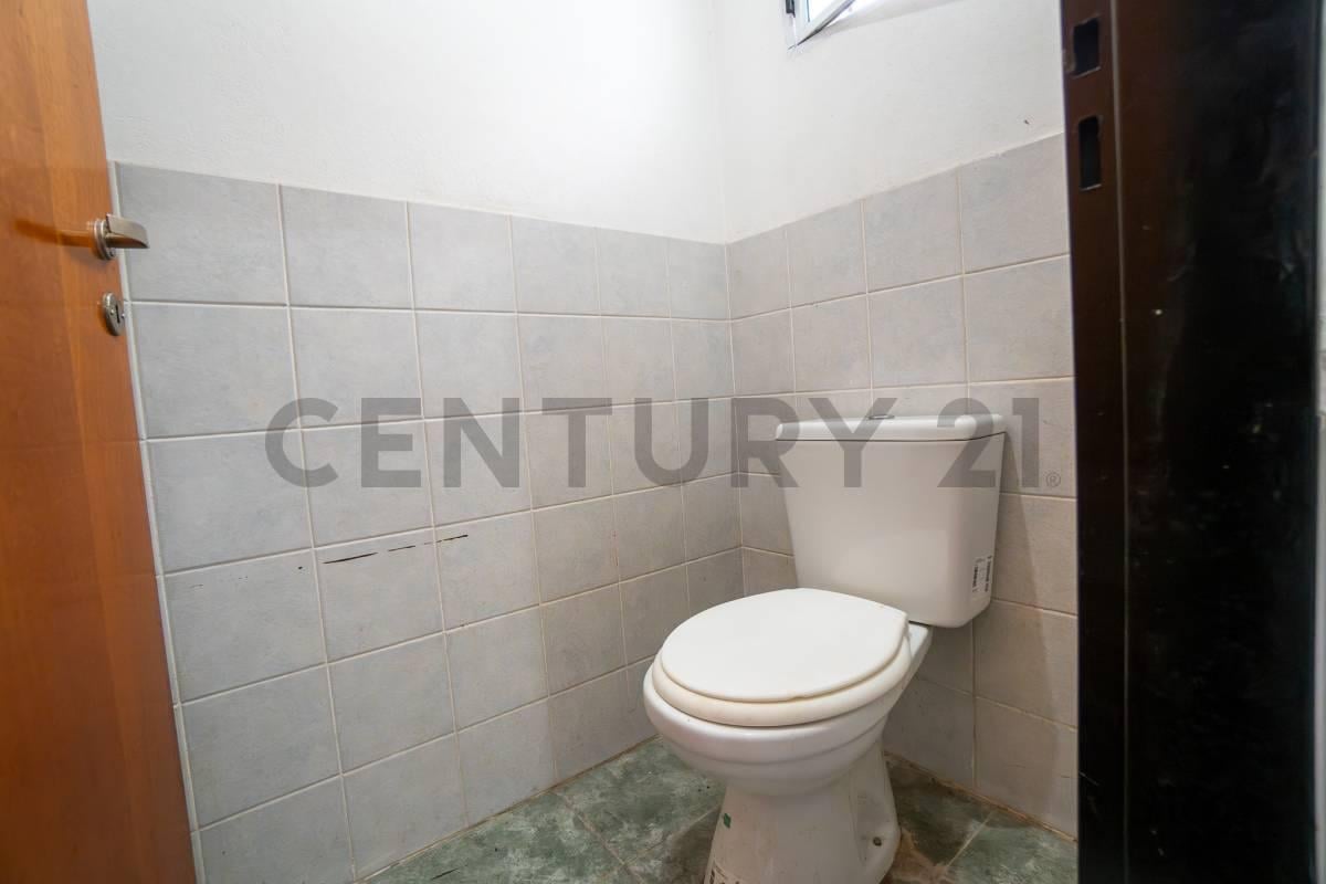 Foto de Monoambiente y cocheras en Venta en City Bell, imagen 4