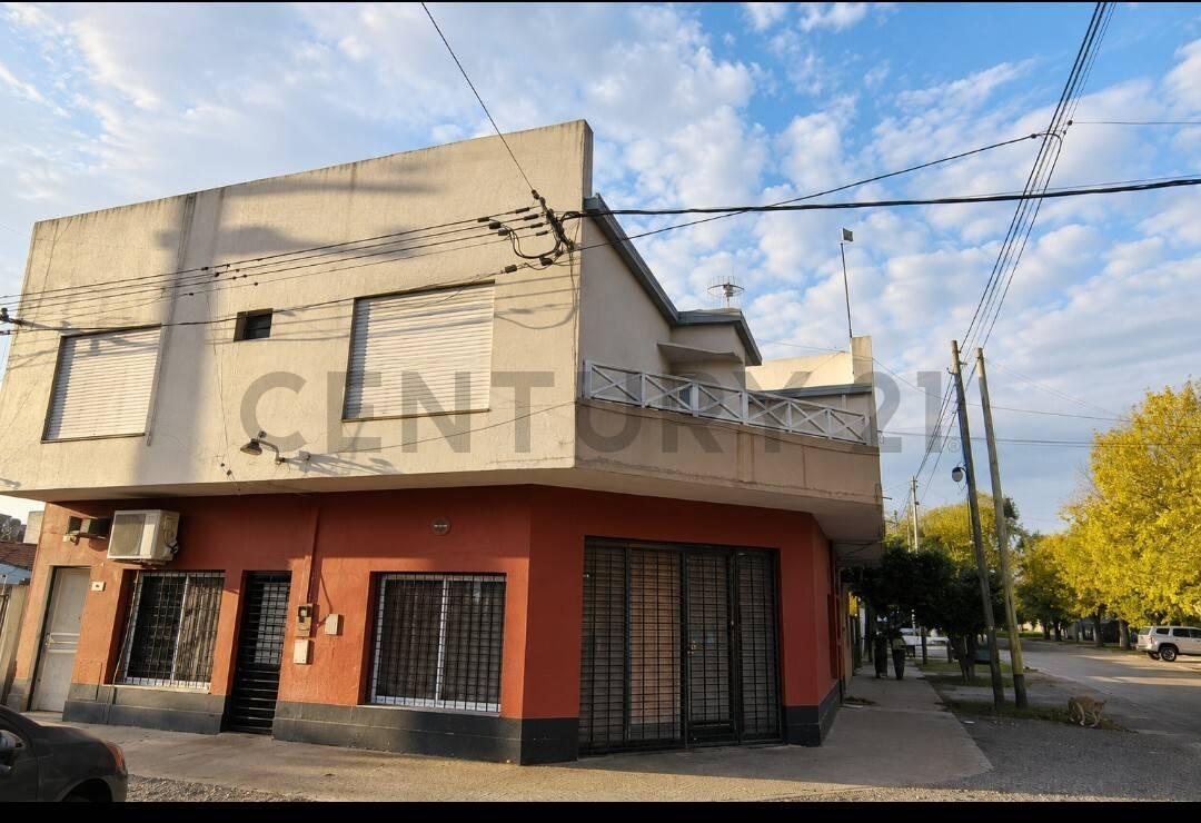 Foto de PH EN VENTA EN LA PLATA DE 2 DORMITORIOS CON PATIO Y BALCON, imagen 1