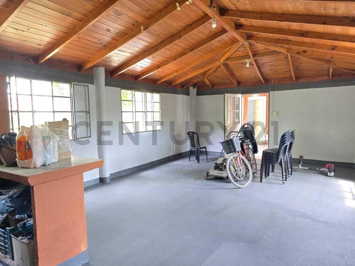 Foto de Casa con quincho - 515 e/ 141 y 142 - USD 98.000, imagen 3