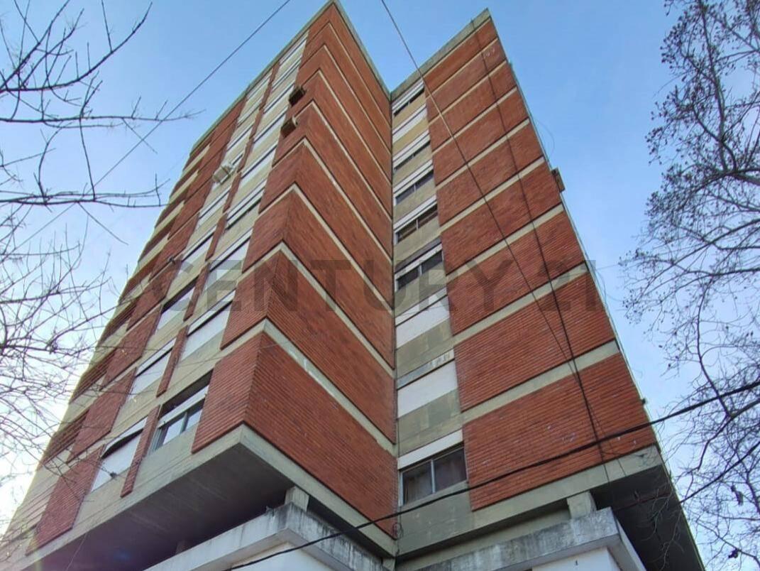 Foto de 10 esquina 62 | Departamento en Venta – Frente a la Facultad de Artes, imagen 2