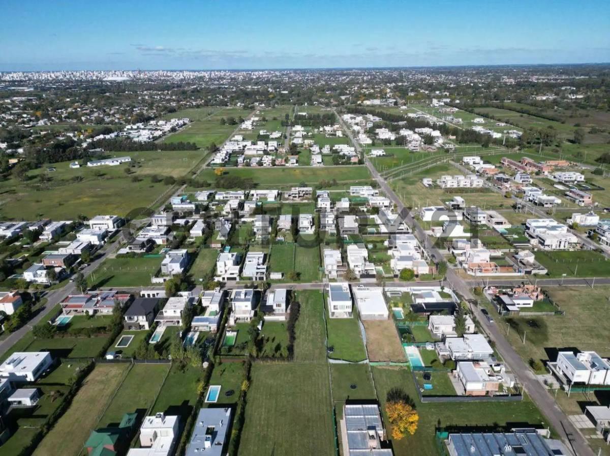 Foto de Venta de Lote de 597,90m2 en José Hernández, La Plata, Barrio Don Carlos, imagen 4