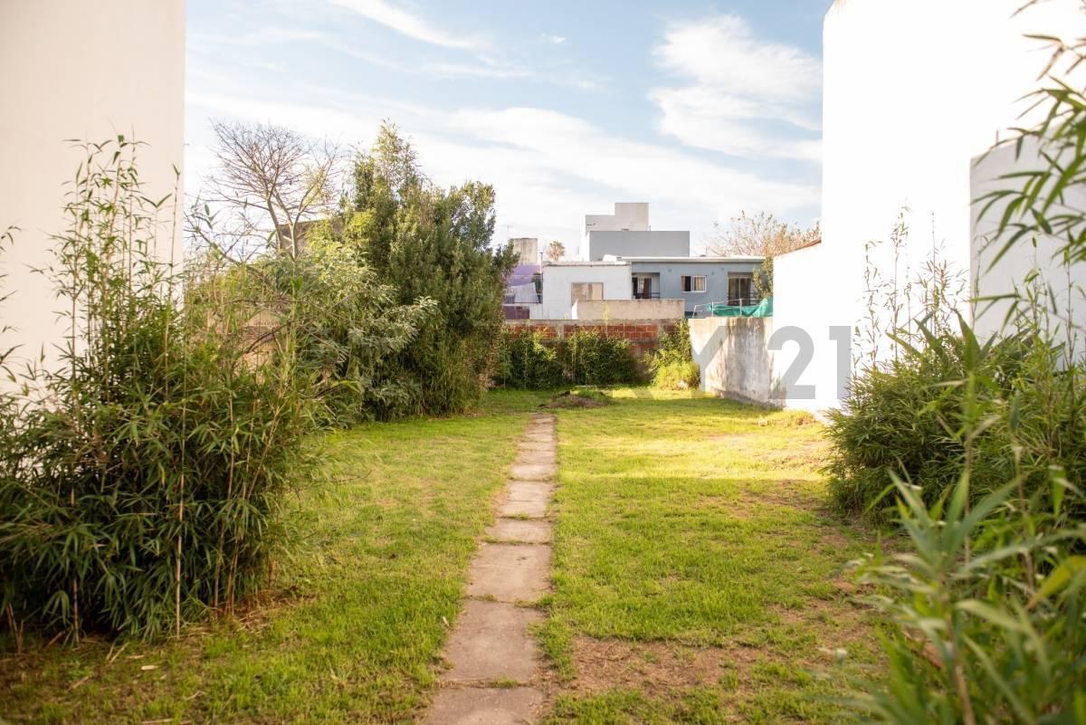Foto de 116 37 y 38 Casa en venta 2 dormitorios en Barrio Hipodromo La Plata, imagen 2