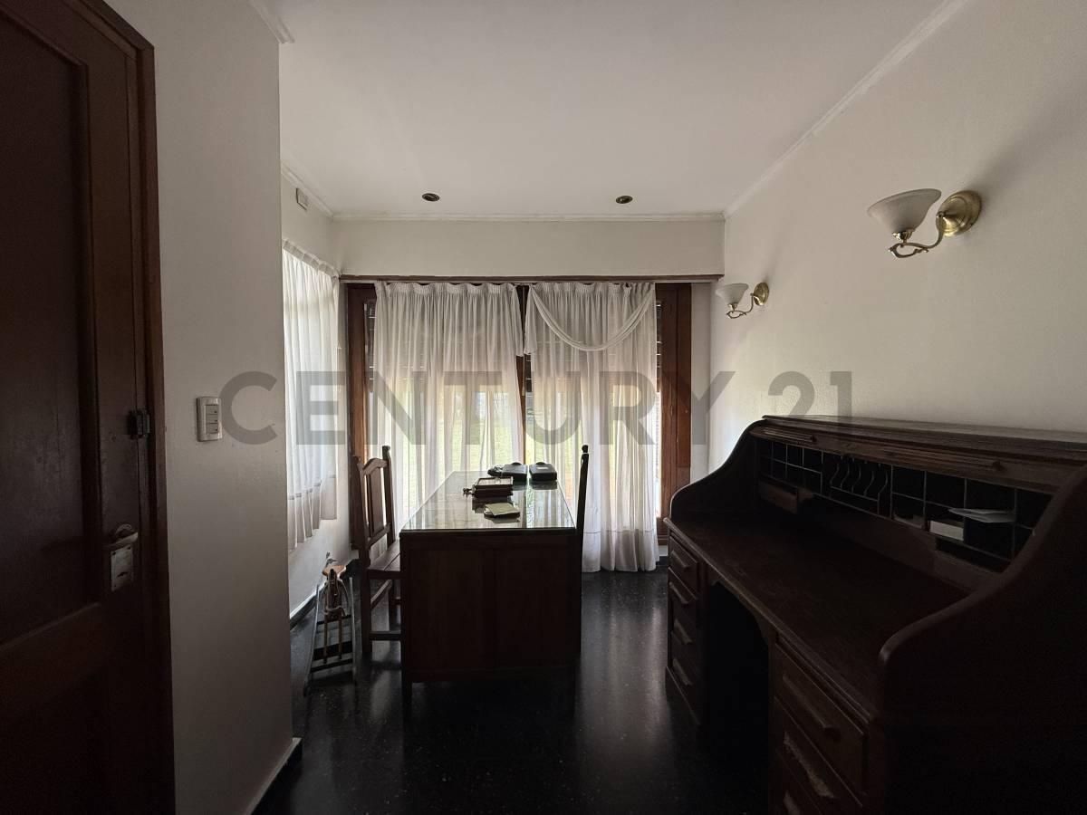 Foto de Venta de casa y gran lote | calle 508 e/ 20 y 21 | Gonnet - La plata, imagen 4