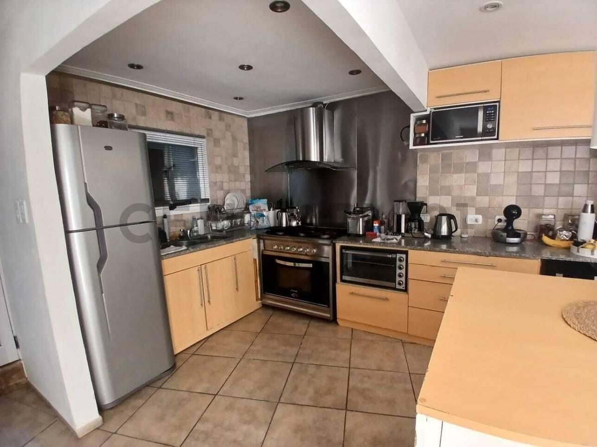 Foto de Venta de casa | Calle 502 e/ 8 y 9 | Gonnet - La Plata, imagen 3