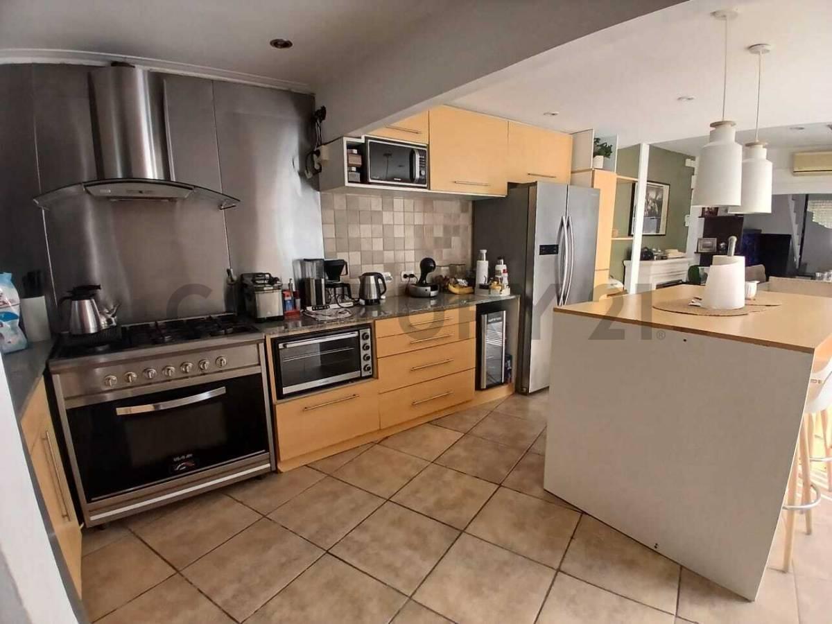 Foto de Venta de casa | Calle 502 e/ 8 y 9 | Gonnet - La Plata, imagen 4