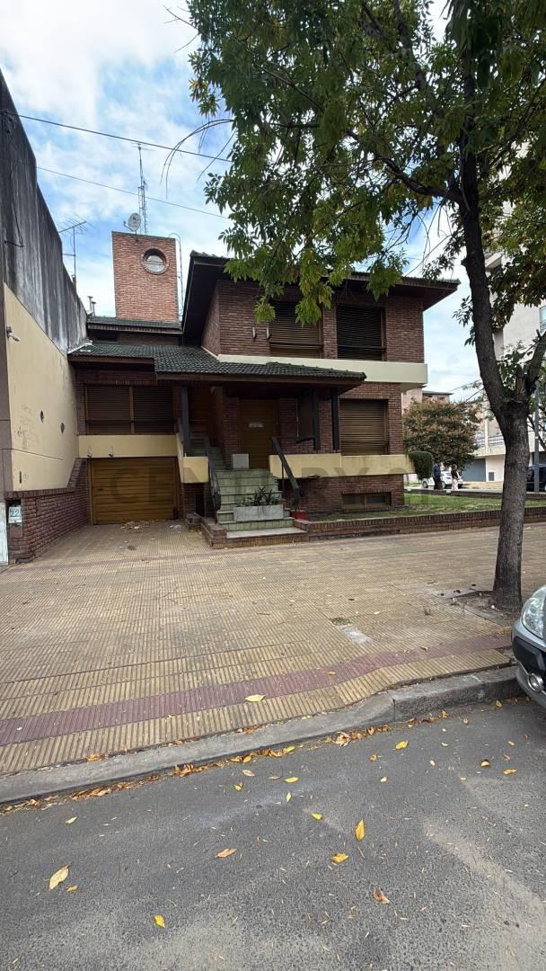 Foto de Venta lote 60 esq 16 - La Plata, imagen 1