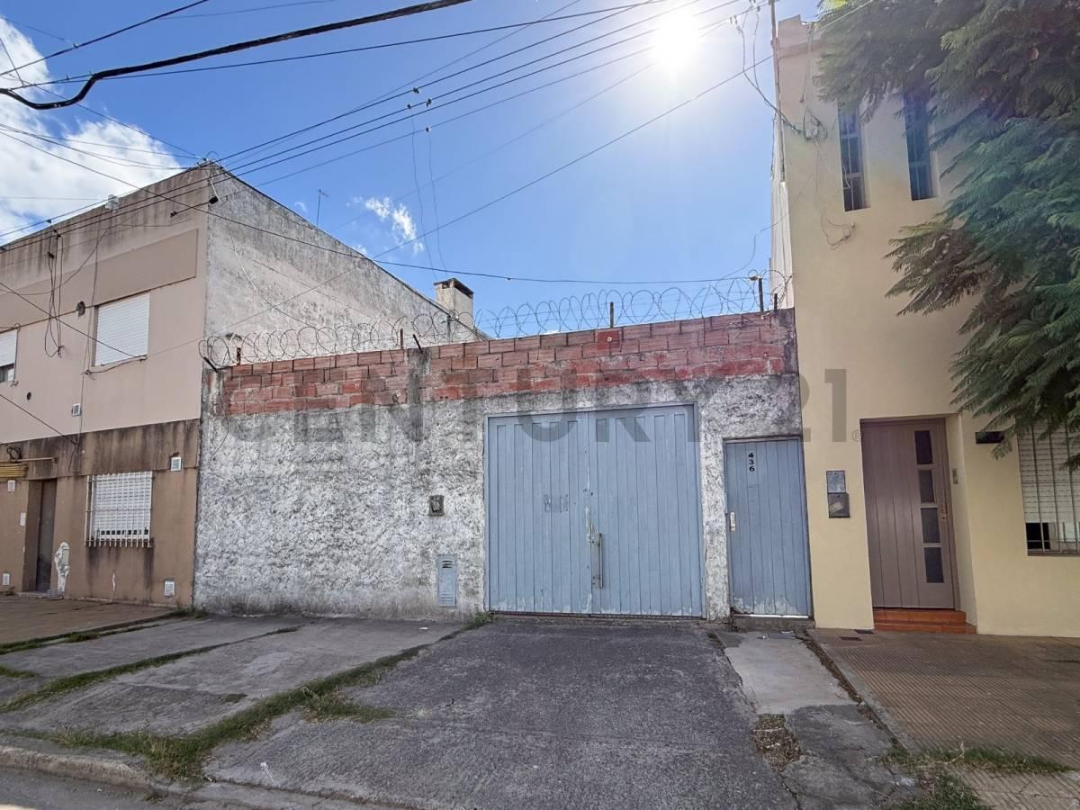 Foto de Ideal Inversores | Depósito + 2 Departamentos | Gran Potencial de Renta, imagen 1