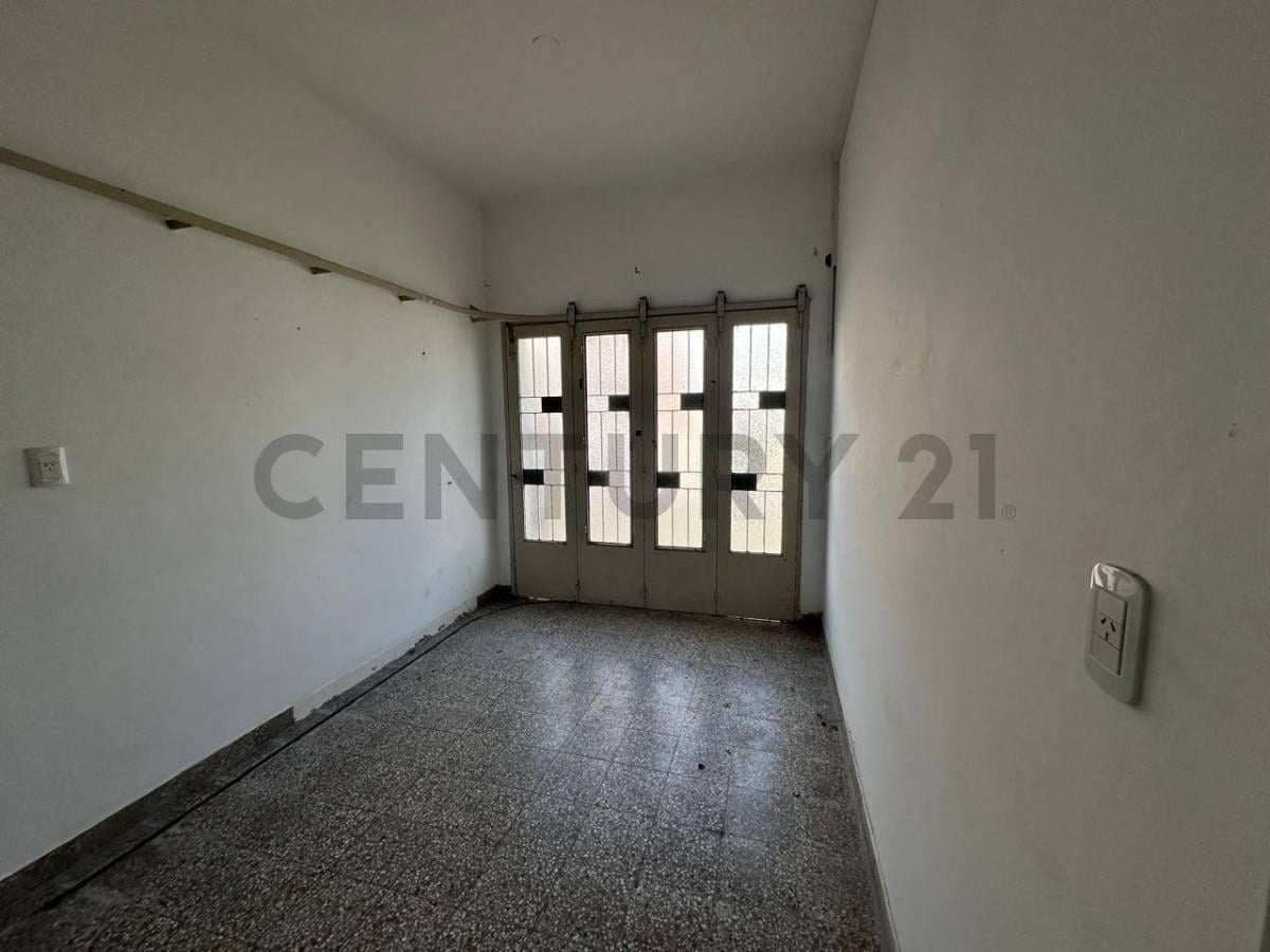 Foto de 18 ENTRE 35 Y 36 LOCAL EN ALQUILER, imagen 2