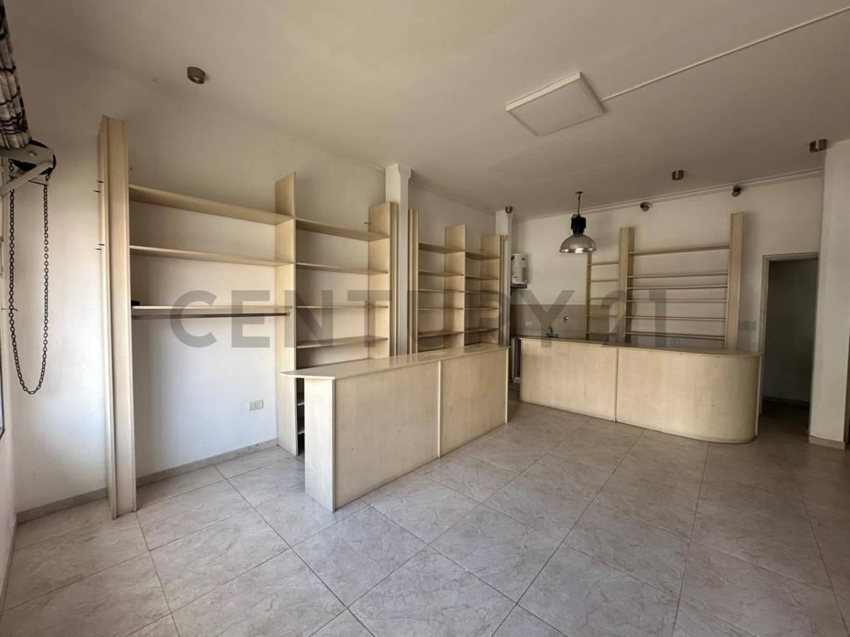 Foto de 18 ENTRE 35 Y 36 LOCAL EN ALQUILER, imagen 5