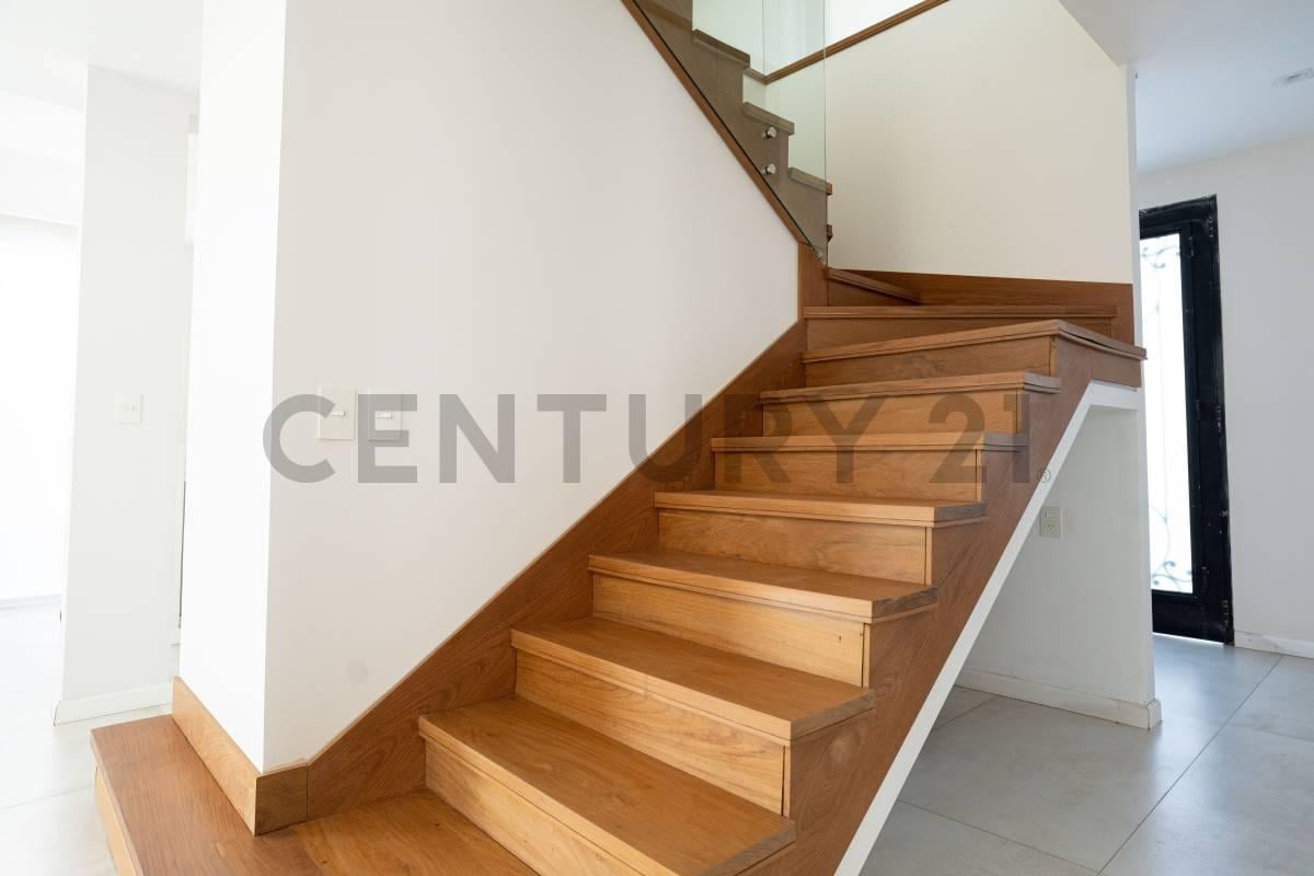 Foto de GRAND BELL- Casa de 3 dormitorios con Excelente fondo al Golf, imagen 3
