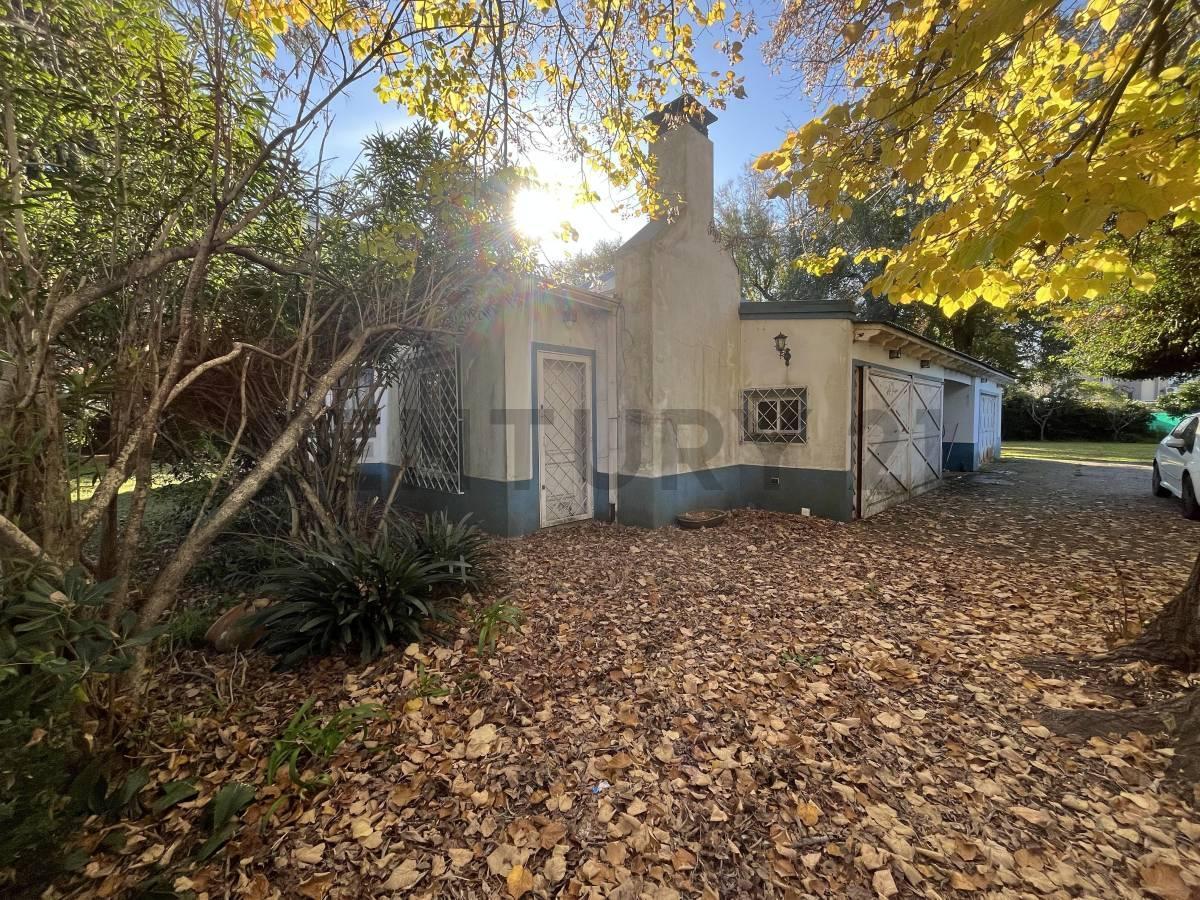 Foto de 133 esquina 484 - Casa quinta en venta Gorina La Plata, imagen 2