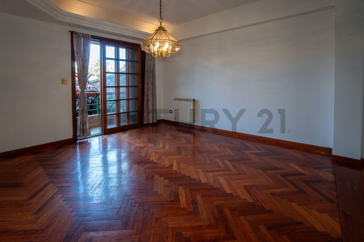 Foto de Chalet en venta Barrio Parque Bernal, imagen 5