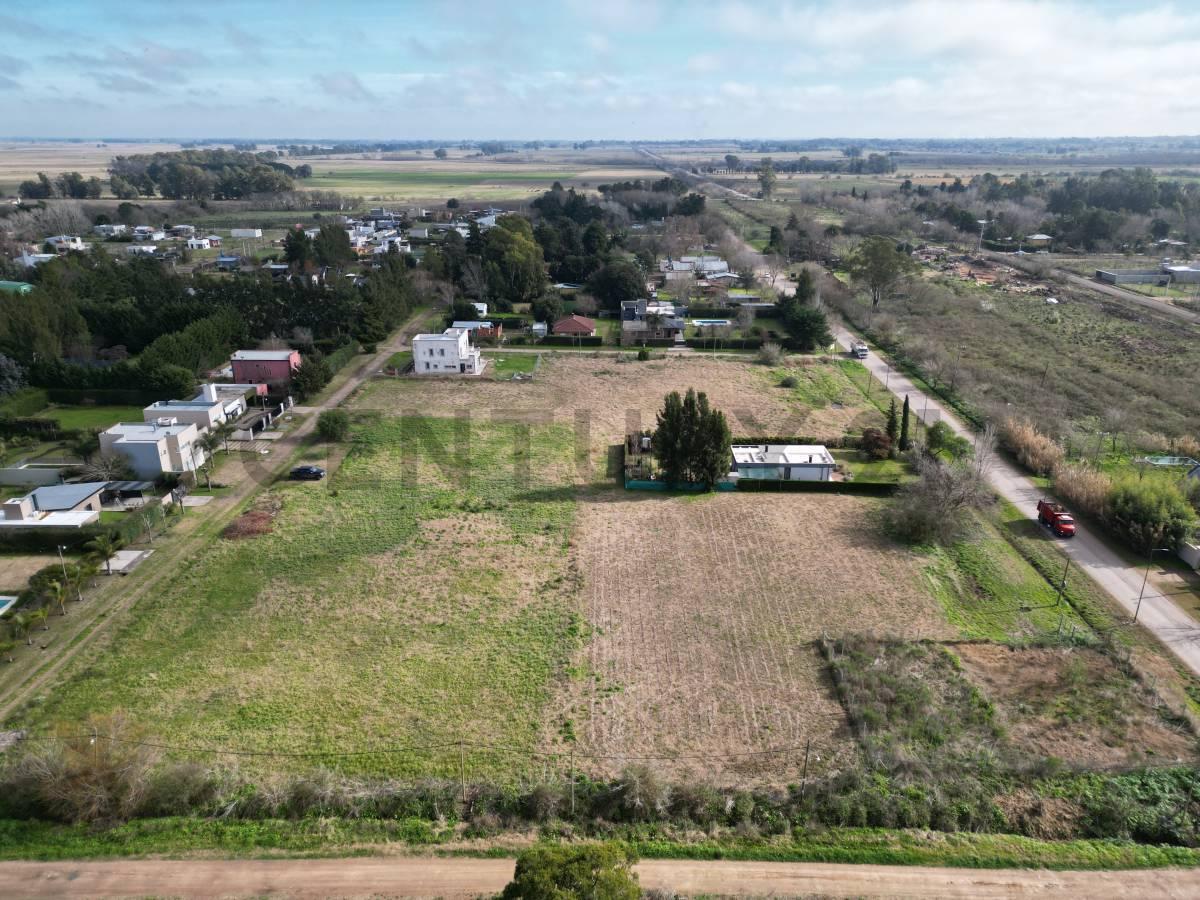 Foto de Terrenos en Venta - 30 E/ 698 Y 699, imagen 1