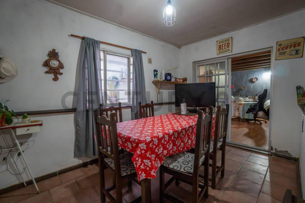 Foto de CASA EN VENTA EN LA PLATA TIPO PH EN PLANTA BAJA ACCESO INDEPENDIENTE, imagen 1