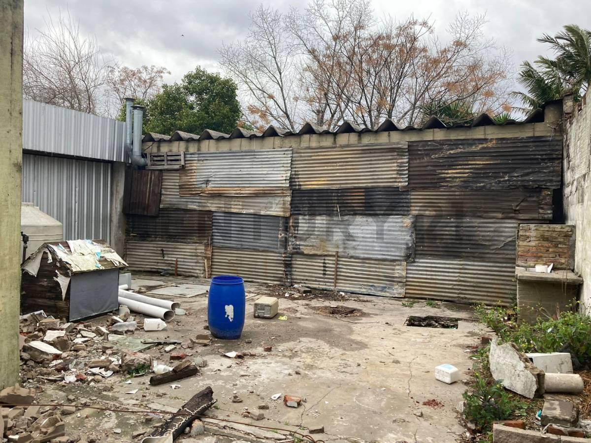 Foto de 82 entre 25 y 26 Terreno en venta 20 x 40-La Plata, imagen 3