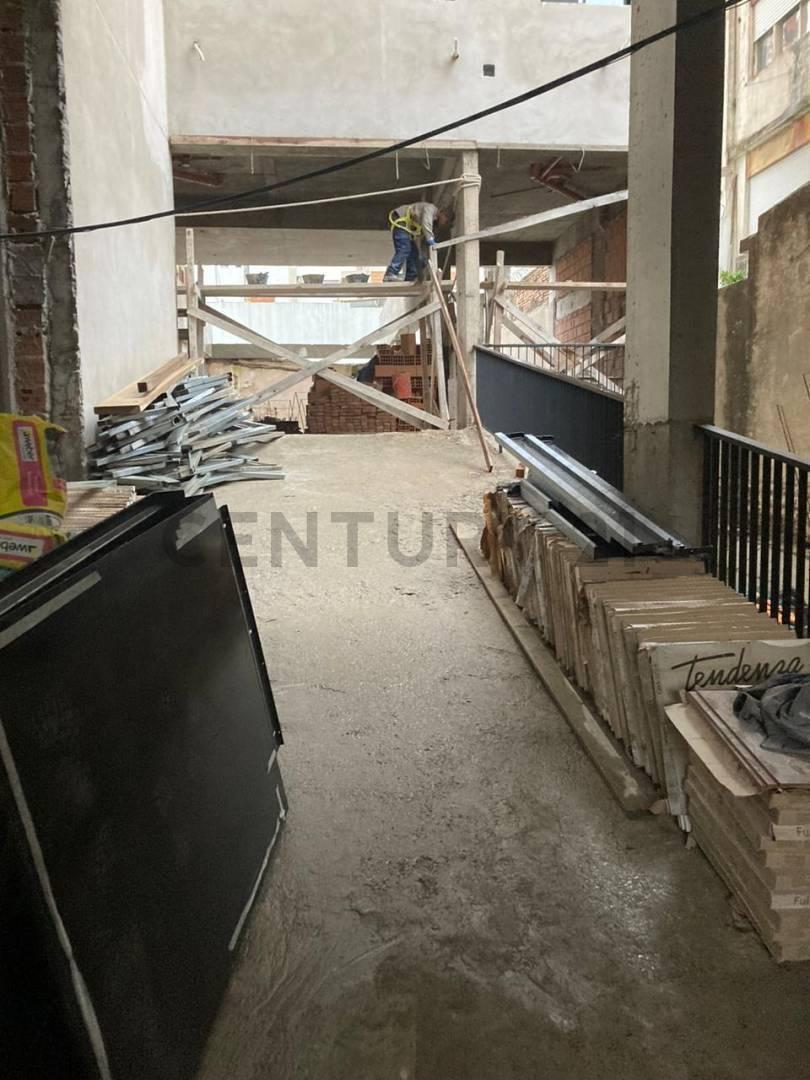 Foto de 15 47 y 48 Departamento a estrenar 2 dormitorios con cochera, imagen 1