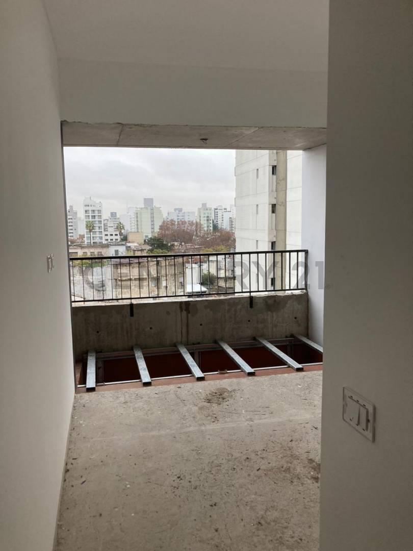 Foto de 15 47 y 48 Departamento a estrenar 2 dormitorios con cochera, imagen 3