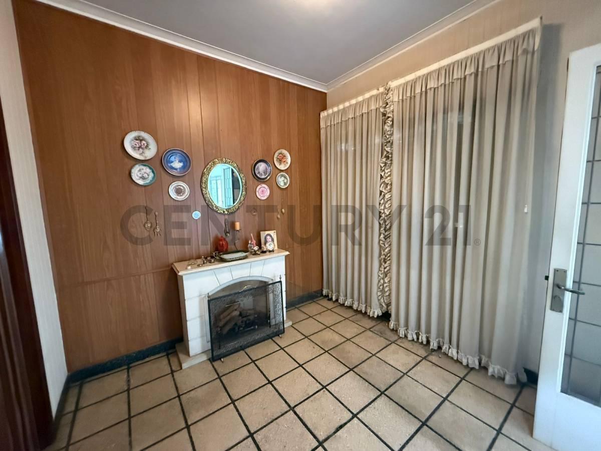Foto de 18 entre 40 y 41 CASA 3 DORMITORIOS Y PARQUE EN VENTA A REMODELAR LA, imagen 4