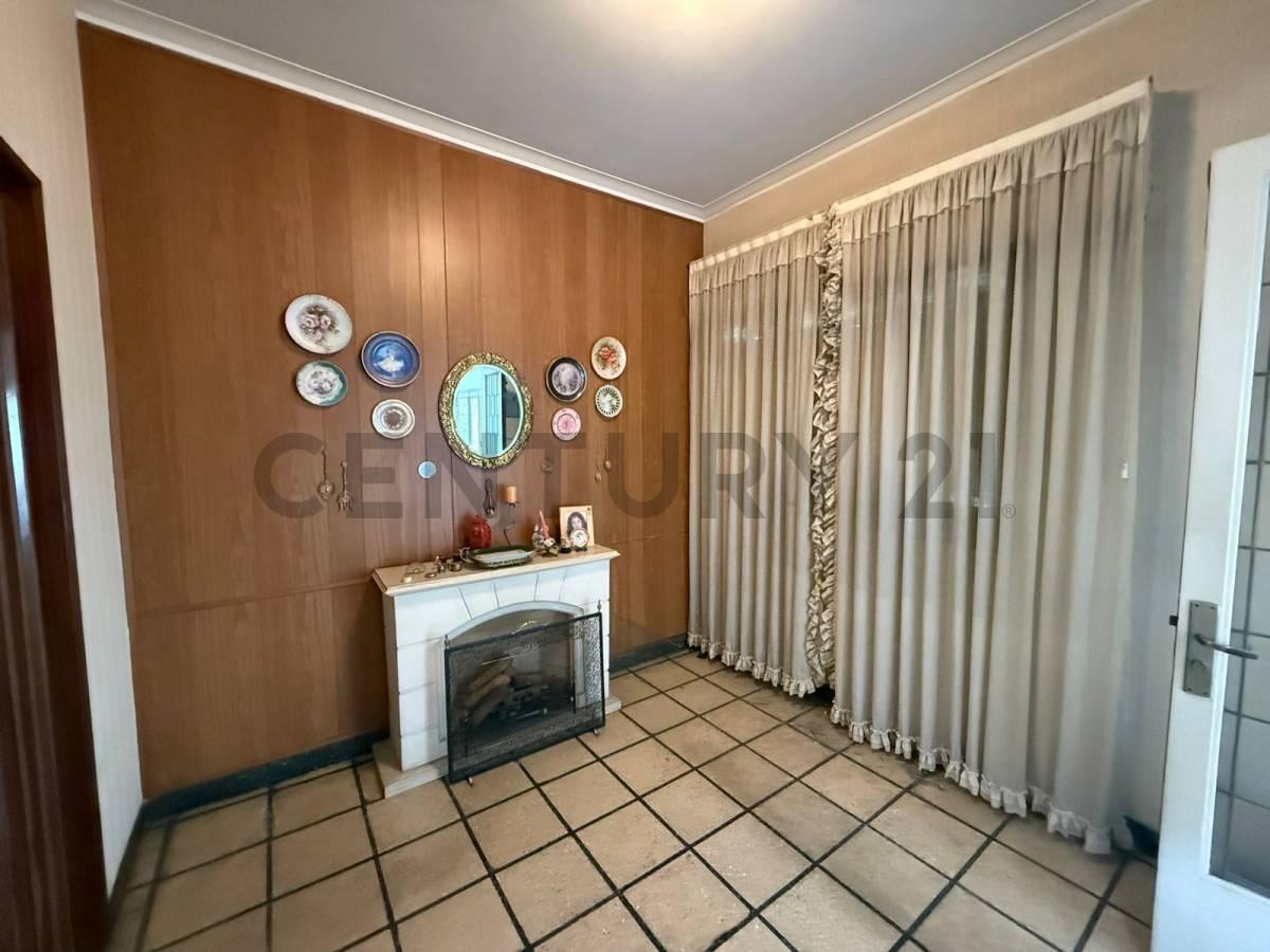Foto de 18 entre 40 y 41 CASA 3 DORMITORIOS Y PARQUE EN VENTA A REMODELAR LA, imagen 5