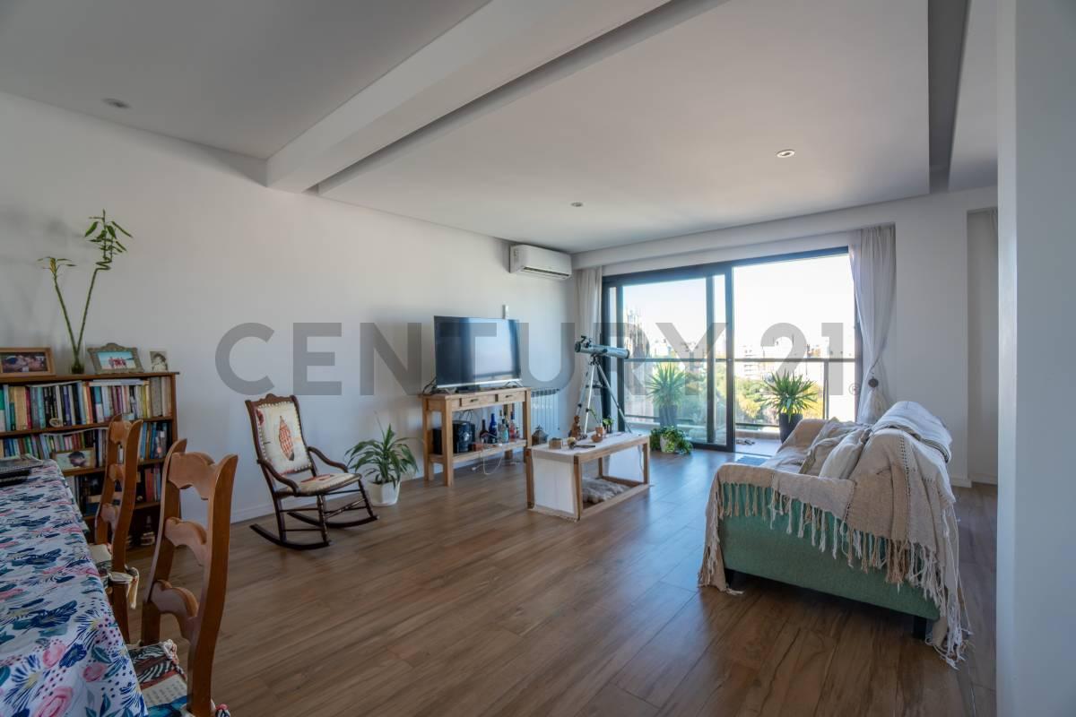 Foto de Departamento Tipo Piso de categoría 3 Dormitorios con Vista a La, imagen 2