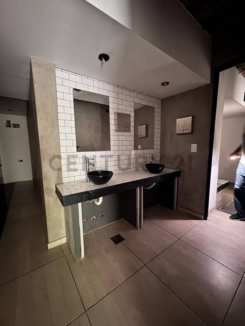 Foto de Local en Alquiler - 57 entre 12 y 13 - 285 m2 - $3.000.000, imagen 2