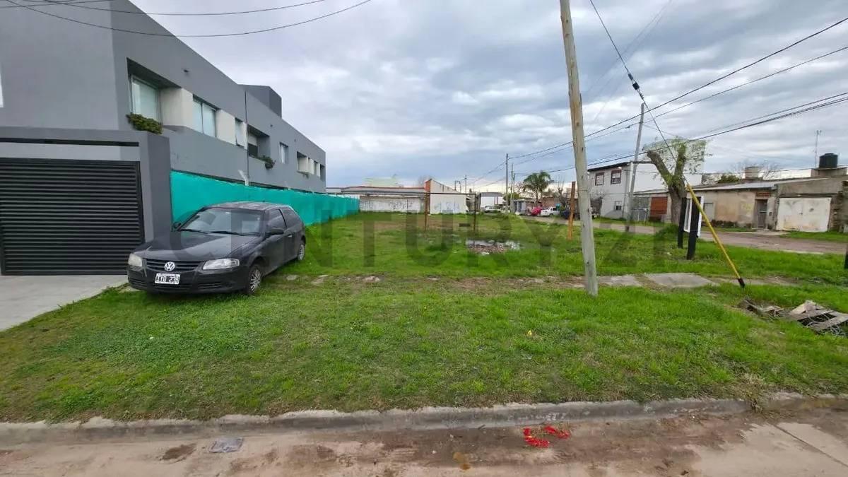 Foto de Lote en Berisso (12 y 156) - 300 m2 - USD 35.000, imagen 2