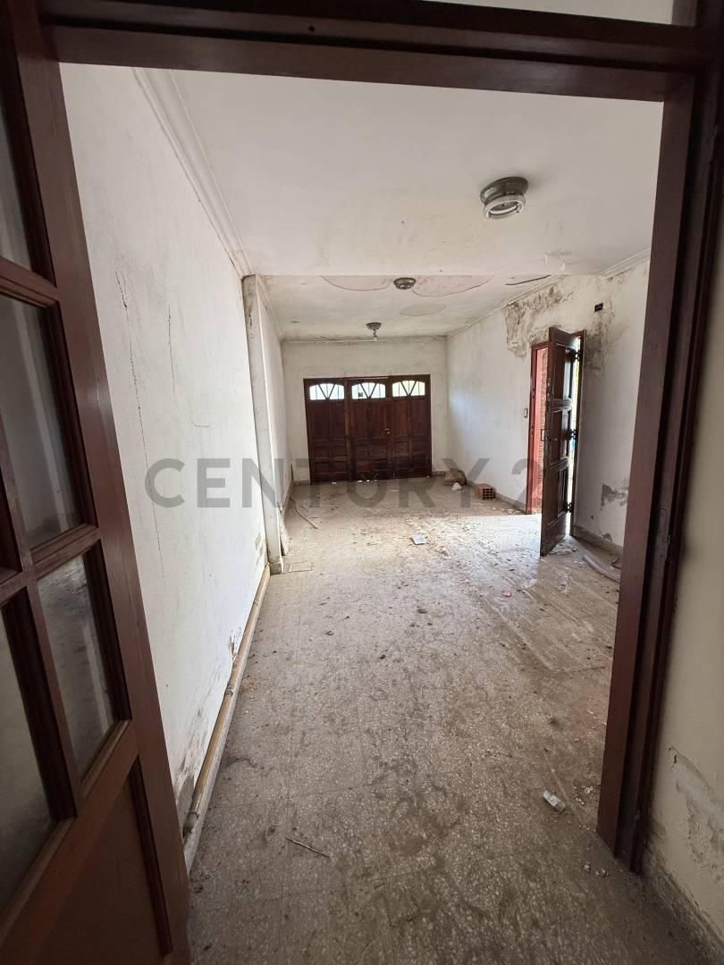 Foto de Venta Casa a Refaccionar en 24 e/ 47 y 48, imagen 5