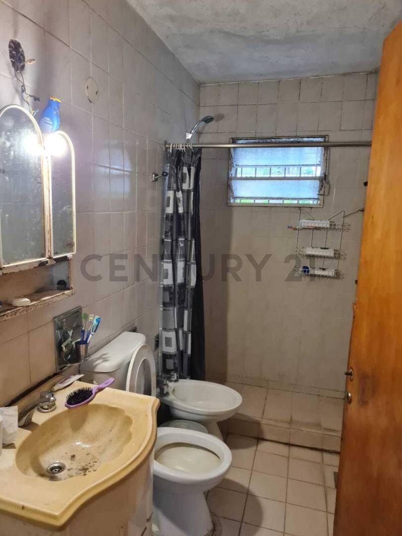 Foto de 505 y 142 Hernandez - Casa Quinta 2 dormitorios - USD 98.000, imagen 3