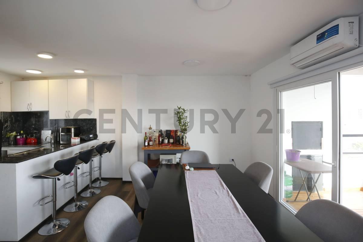 Foto de DEPARTAMENTO TIPO DUPLEX DE 3 DORMITORIOS CON COCHERA Y BALCON CON, imagen 4