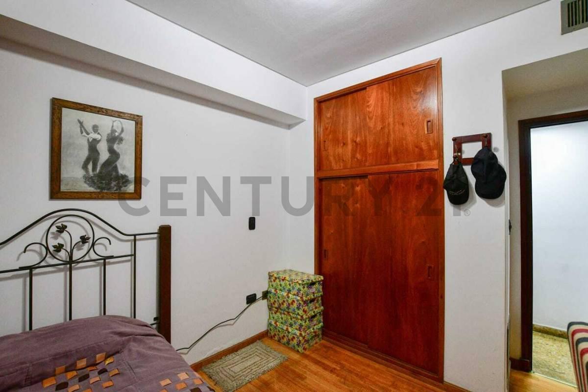 Foto de CASA EN VENTA EN TOLOSA LA PLATA DE 3 DORMITORIOS APTA BANCO., imagen 5