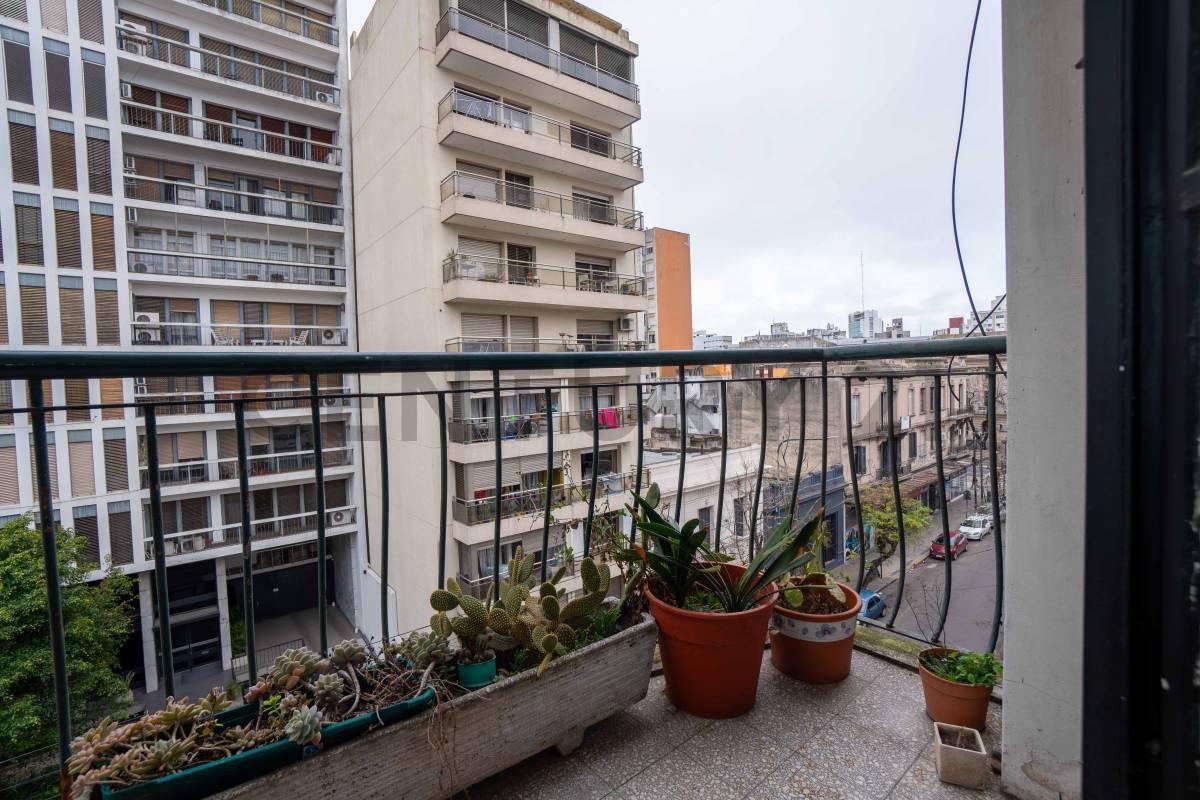 Foto de Departamento en venta en La Plata de dos dormitorios, imagen 3