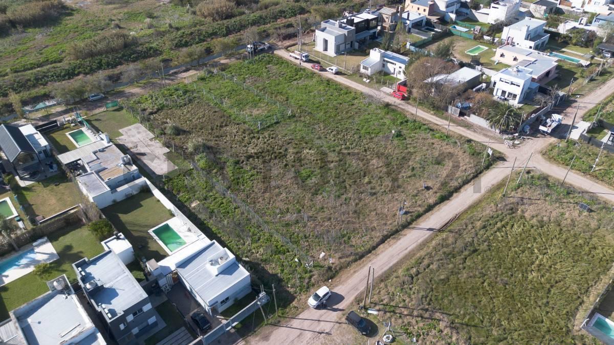Foto de Terreno a la venta en Villa Castells, Gonnet. Apto banco, imagen 5