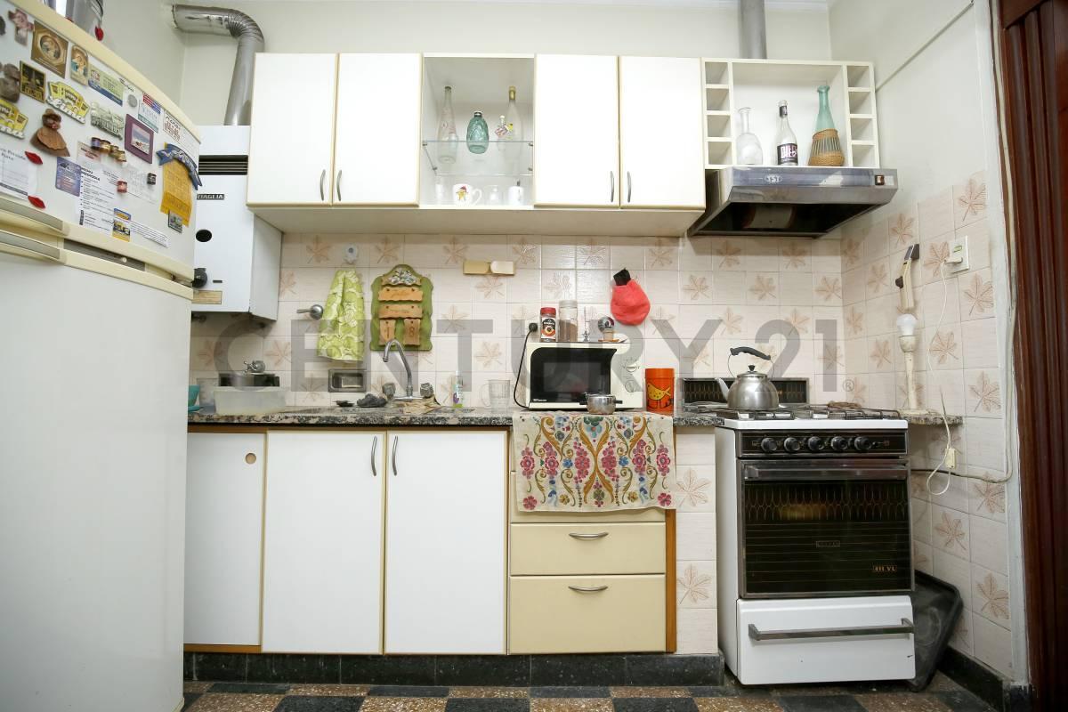 Foto de Departamento en venta en La Plata con terraza, imagen 1