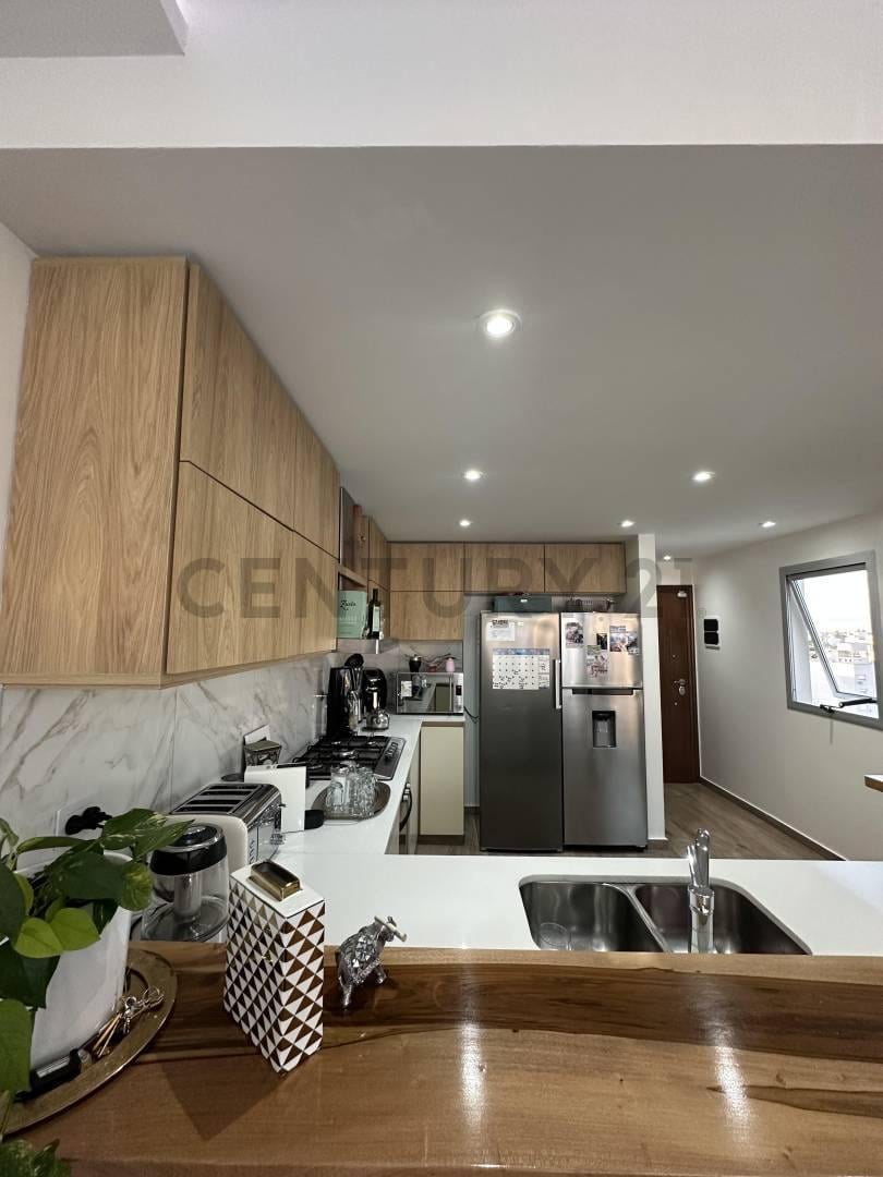 Foto de DEPARTAMENTO EN VENTA EN LA PLATA TIPO TRIPLEX DE CATEGORIA, imagen 4