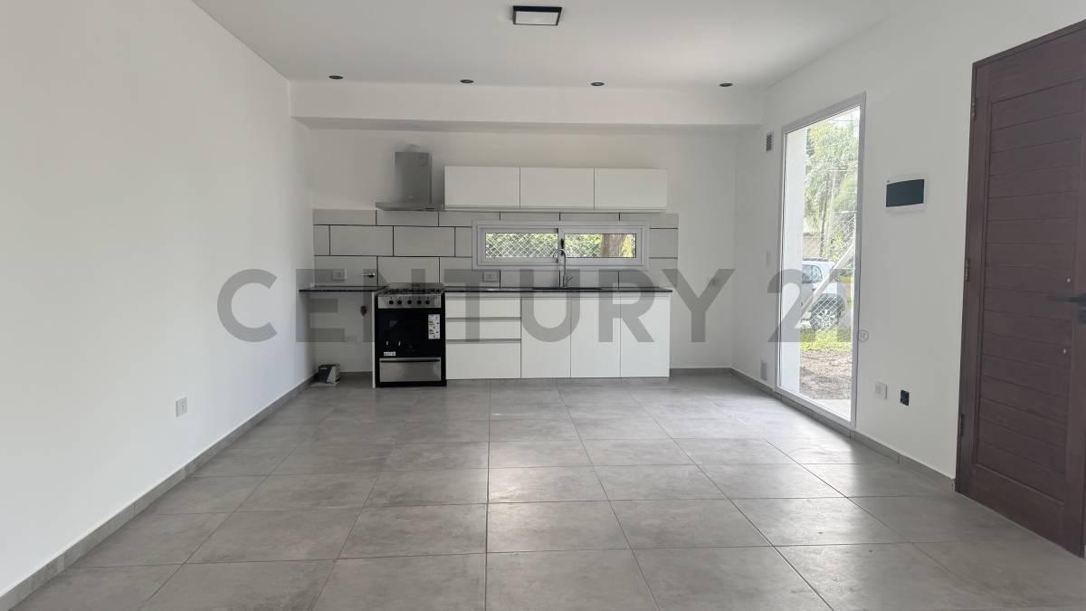 Foto de 23 y 450 CASA 3 DORMITORIOS EN VENTA CITY BELL, imagen 1